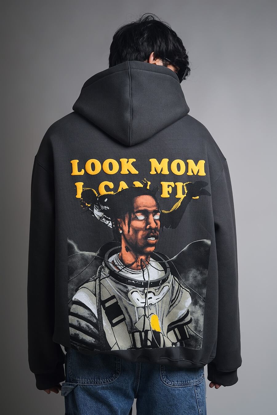 Threaded Elegance: Redefining Sophistication with Chic Travis Scott Hoodie