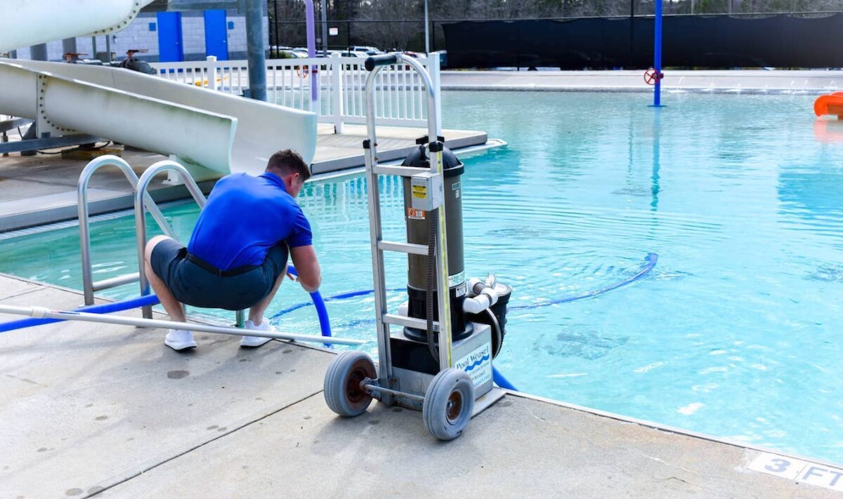 pool maintenance services