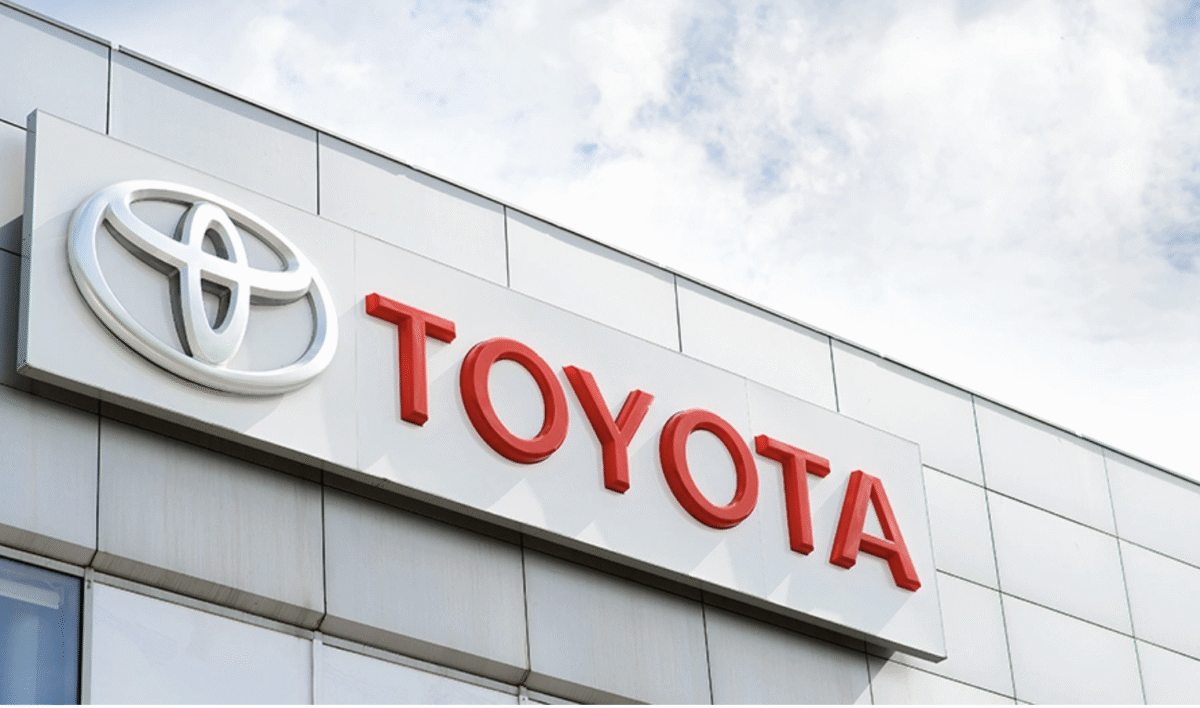 Toyota Showroom In South Delhi
