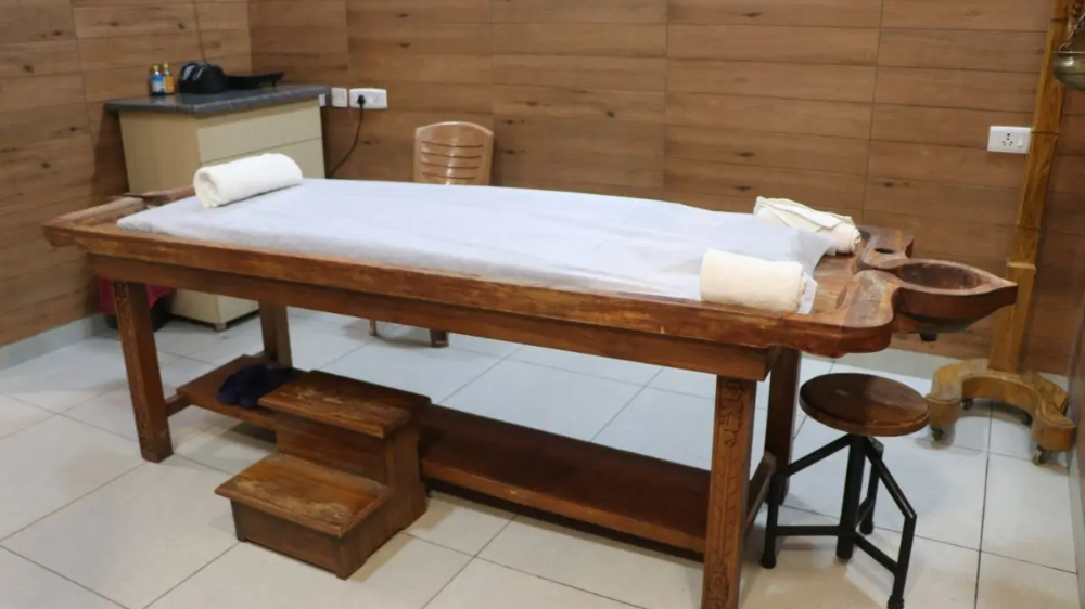 Ayurvedic Doctor in Delhi