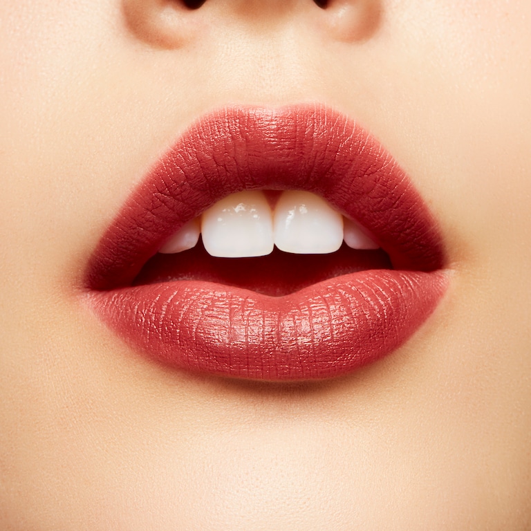 Smoker’s Lips Treatment in Dubai