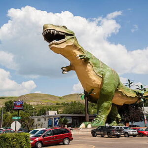 roadside attractions in Canada