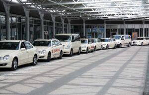 airport transfer taxi in Heathrow