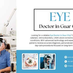 Eye doctor in Gaur City performing a comprehensive eye examination using advanced diagnostic equipment