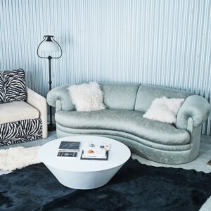 living room bench seating